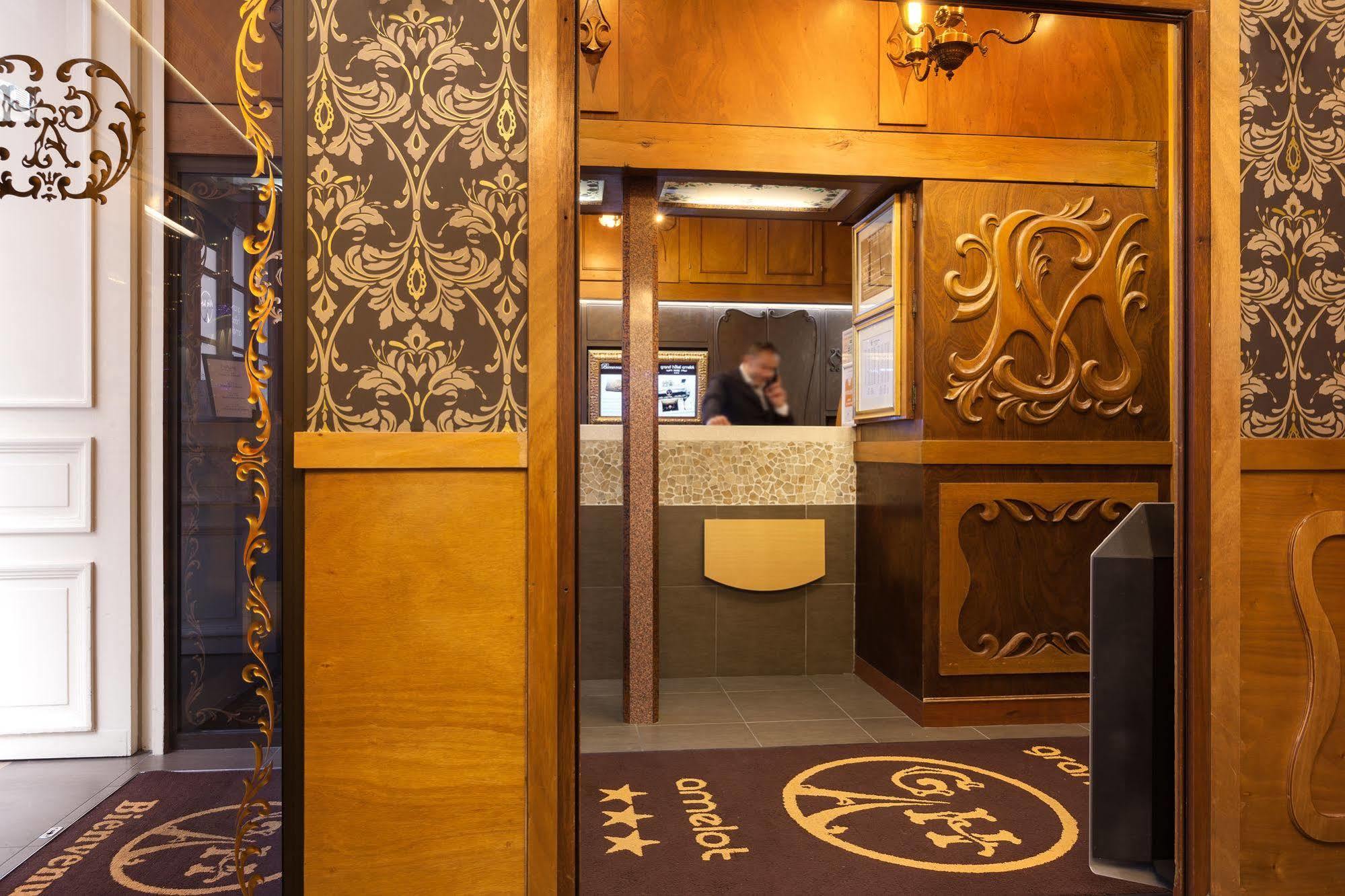 Grand Hotel Amelot Paris Eksteriør billede
